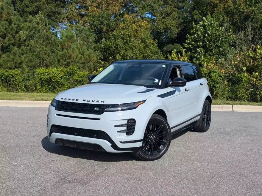 2024 Land Rover Range Rover Evoque Dynamic SE photo 1