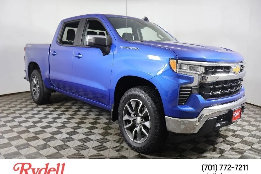 2022 Chevrolet Silverado 1500 LT photo 1