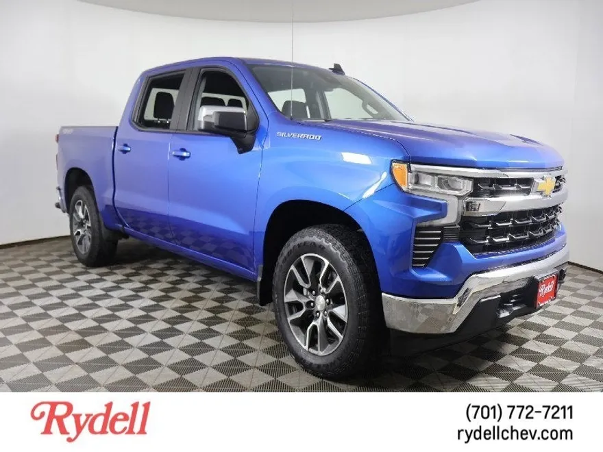 2022 Chevrolet Silverado 1500 LT photo 1