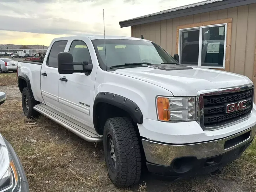 2011 Gmc Sierra 2500 HD SLE photo 1