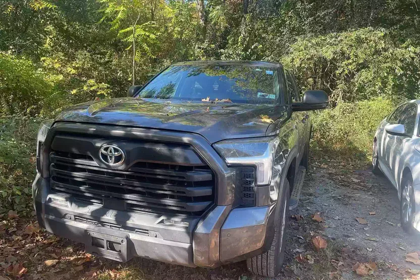 2023 Toyota Tundra SR5 photo 1