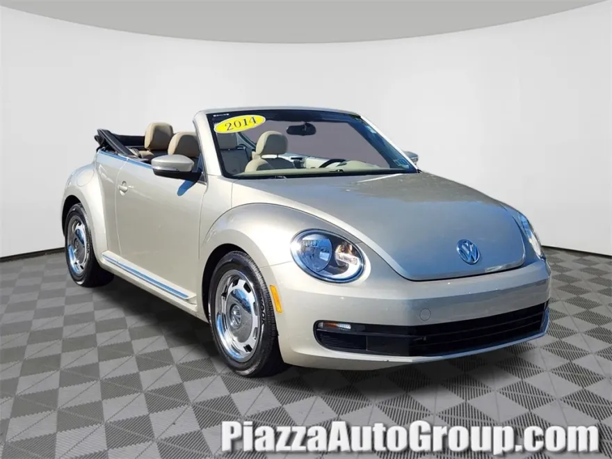 2014 Volkswagen Beetle 1.8T Convertible photo 1