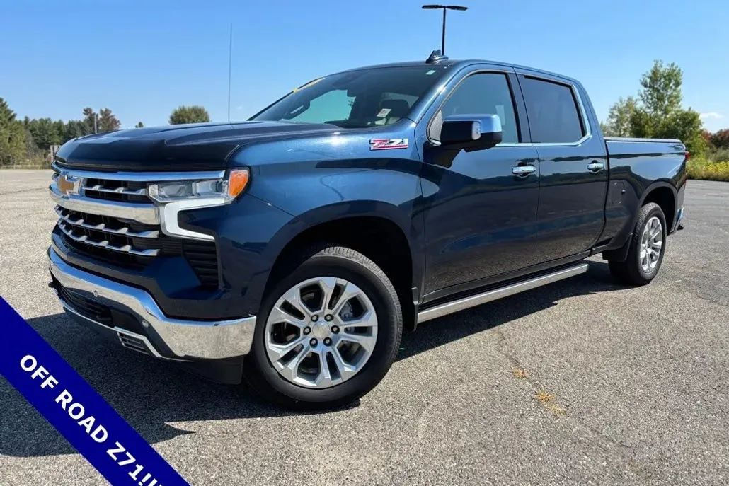 2022 Chevrolet Silverado 1500 LTZ photo 1