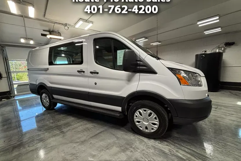 2018 Ford Transit Van photo 1