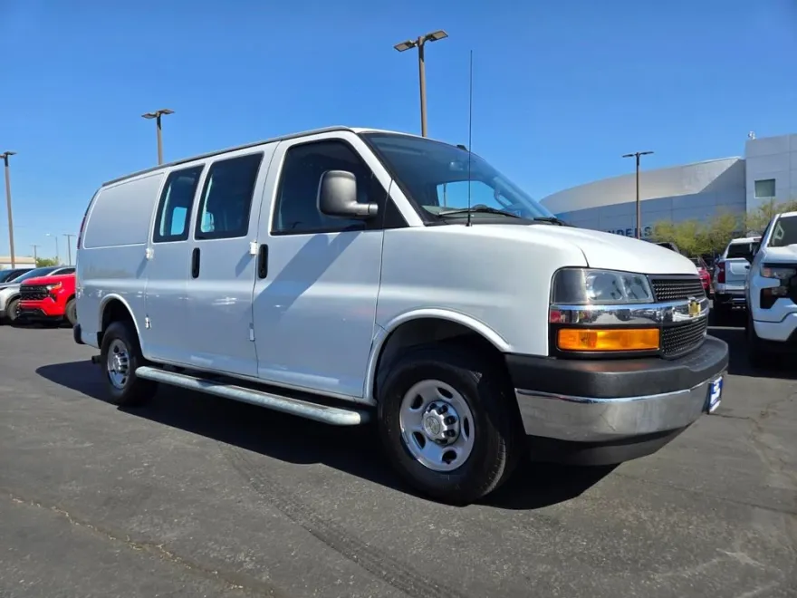2023 Chevrolet Express Cargo Van 2500 photo 1