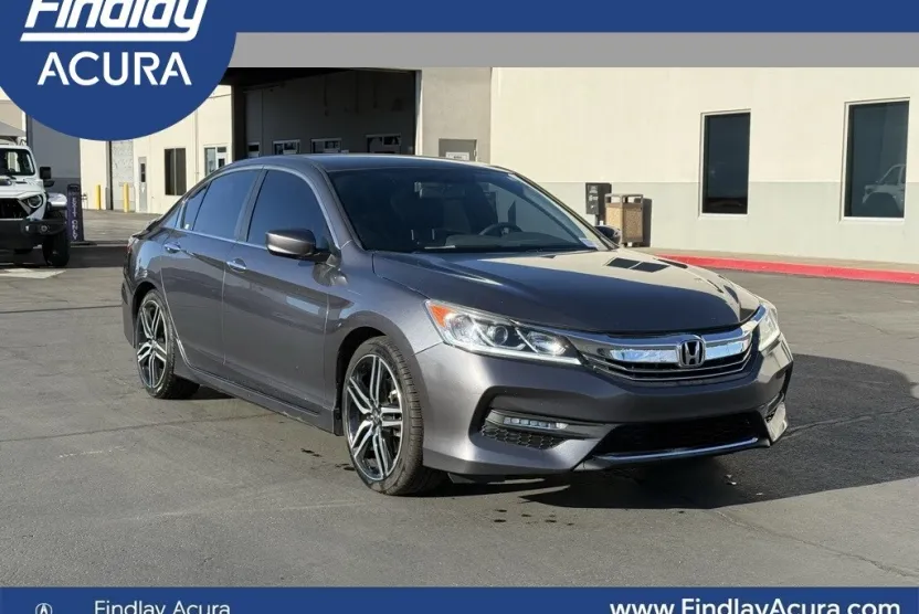 2017 Honda Accord Sport photo 1