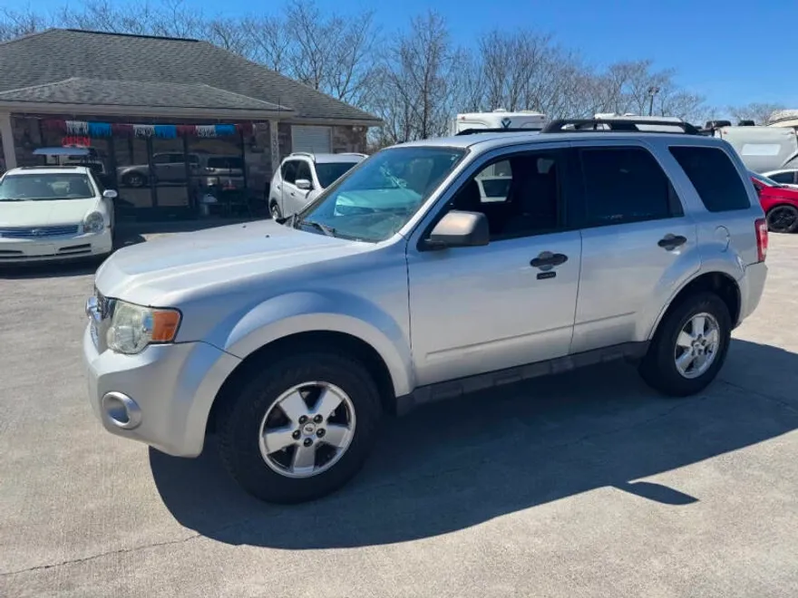 2012 Ford Escape XLT photo 1