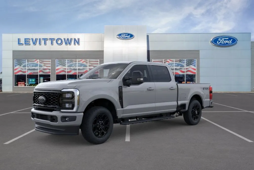 2026 Ford F-350 XLT photo 1