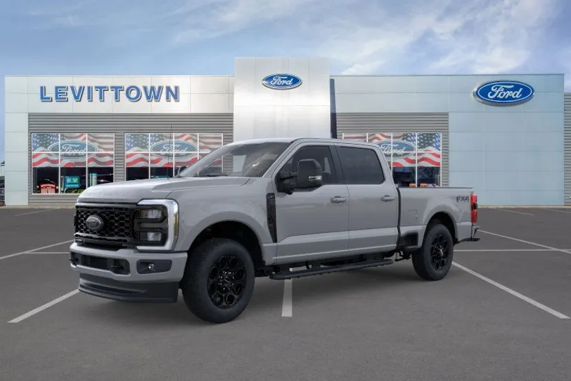 2026 Ford F-350 XLT photo 1