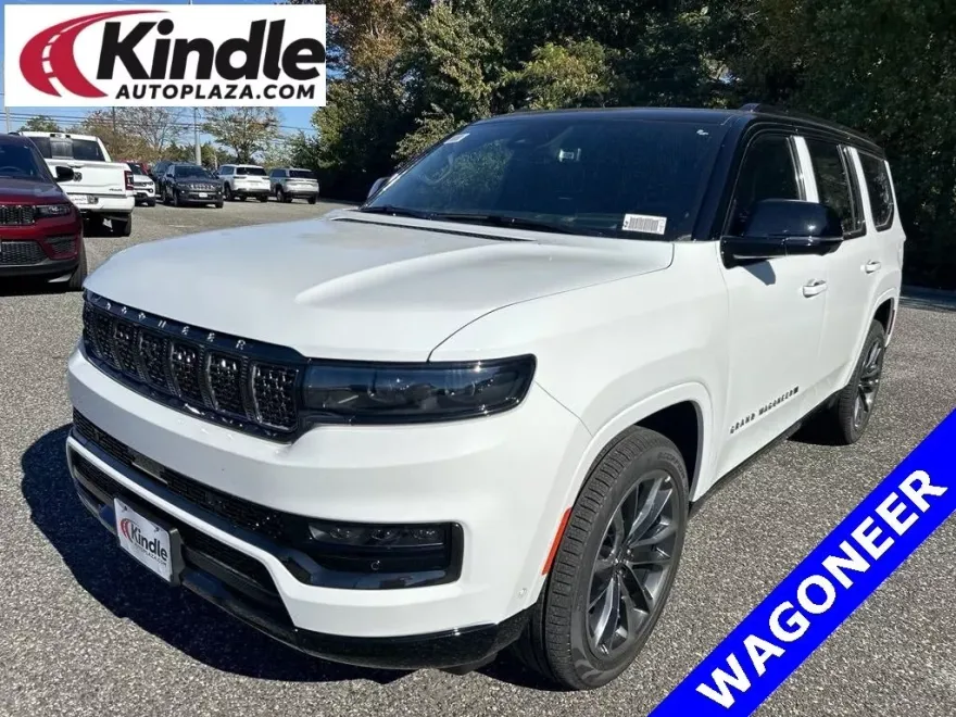 2024 Jeep Grand Wagoneer II photo 1