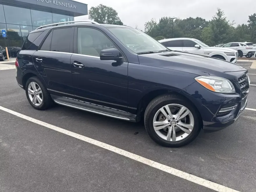 2015 Mercedes Benz ML 350 4MATIC photo 1