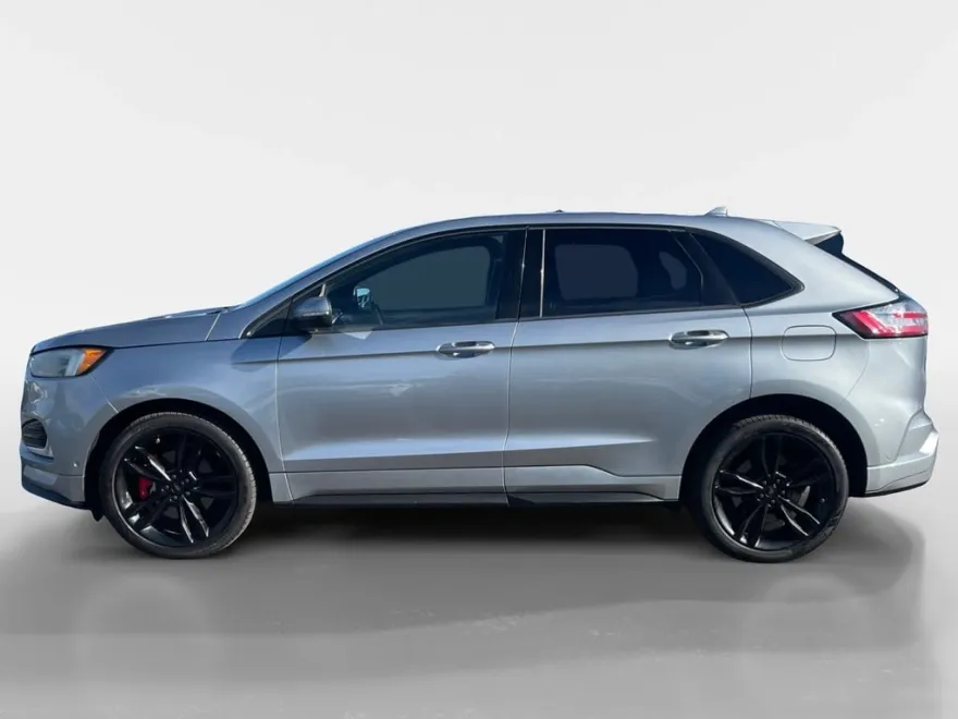 2020 Ford Edge ST photo 1