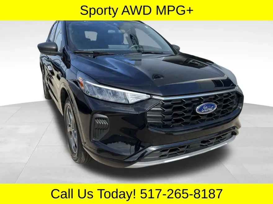 2023 Ford Escape ST-Line photo 1