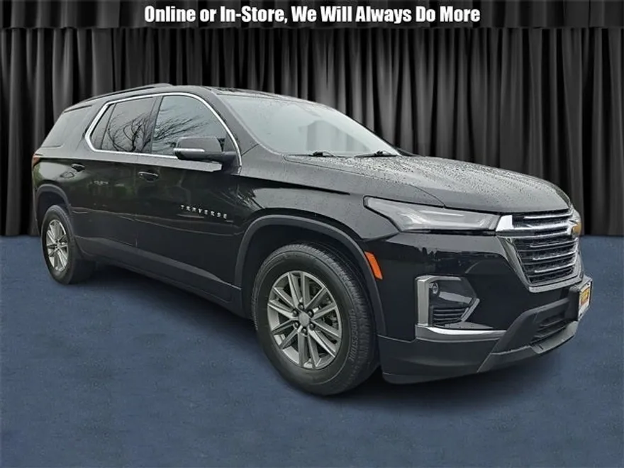 2023 Chevrolet Traverse 1LT photo 1