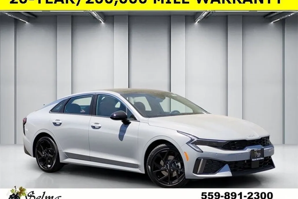 2026 Kia K5 GT-Line photo 1