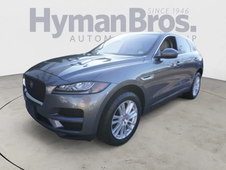 2018 Jaguar F-PACE Prestige photo 1