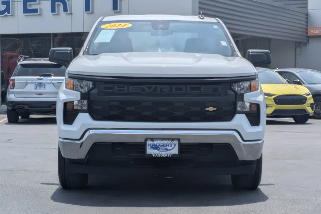 2024 Chevrolet Silverado 1500 Work Truck photo 1