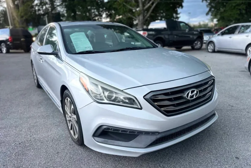 2017 Hyundai Sonata Sport Limited 2.0T photo 1