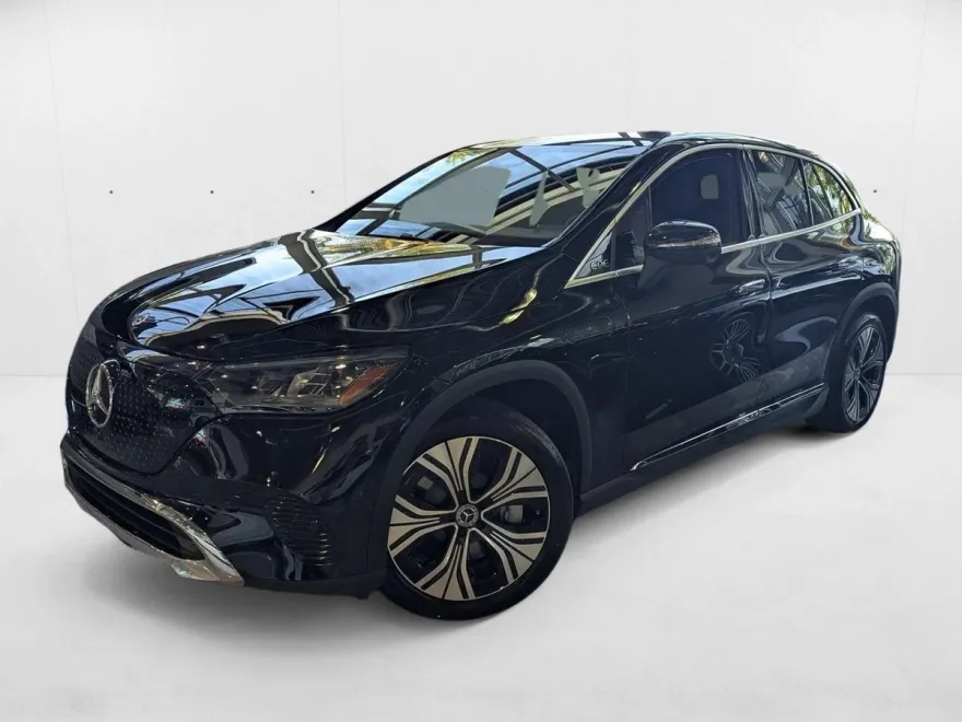 2026 Mercedes Benz EQE SUV photo 1