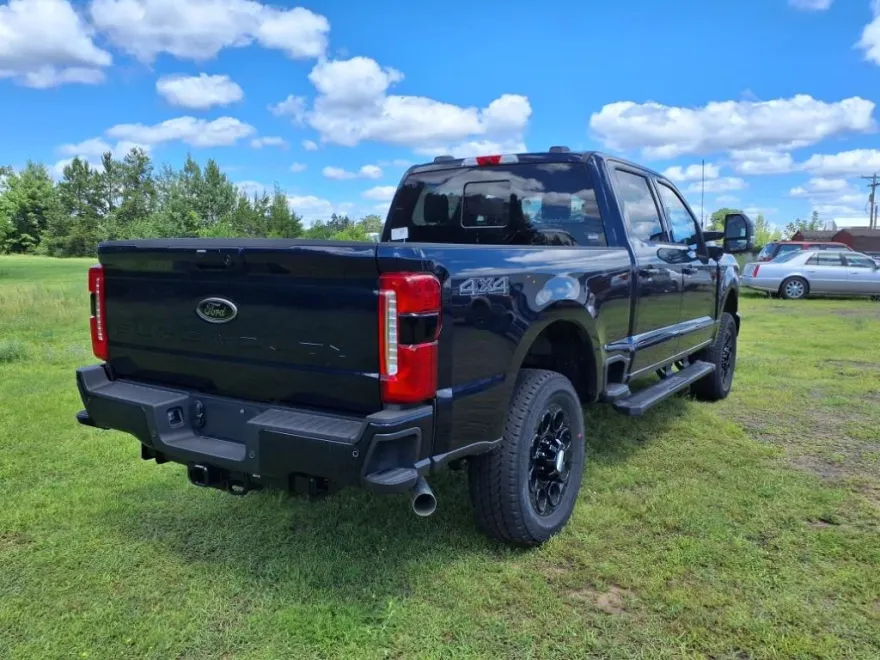 2025 Ford F-250 XL photo 1