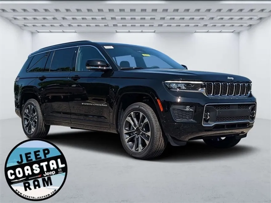 2025 Jeep Grand Cherokee Overland photo 1