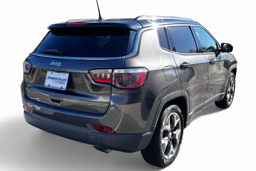2019 Jeep Compass Limited photo 1
