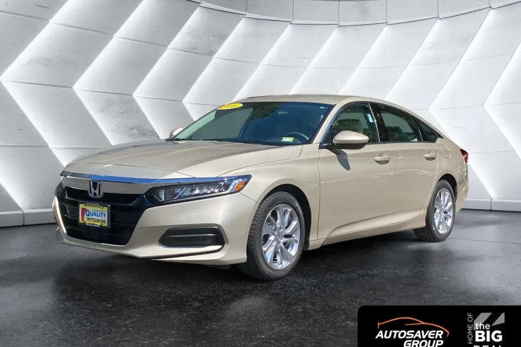 2018 Honda Accord LX 1.5T photo 1