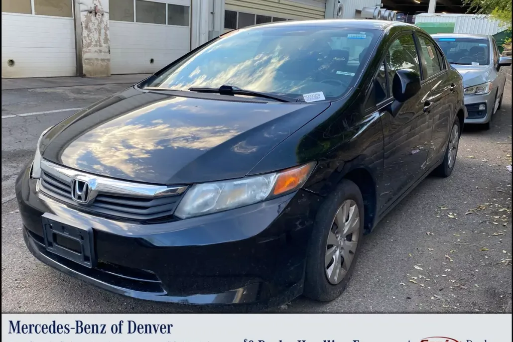 2012 Honda Civic LX photo 1