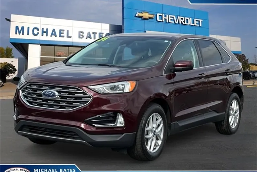 2021 Ford Edge SEL photo 1