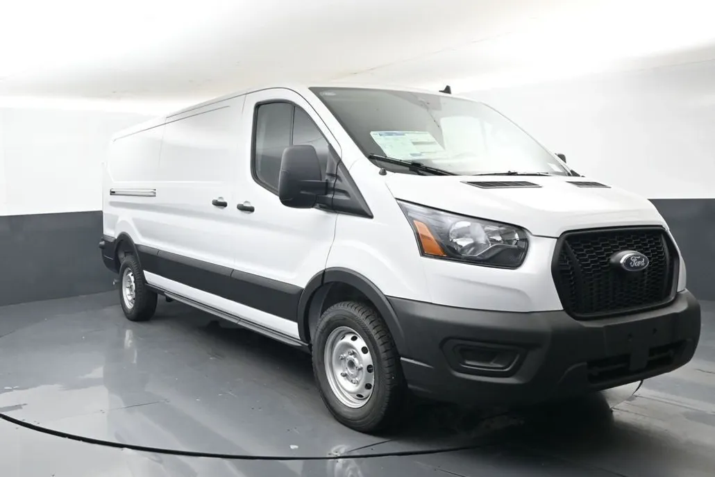 2025 Ford Transit photo 1
