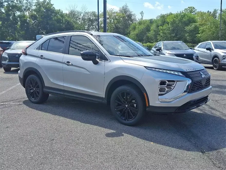 2025 Mitsubishi Eclipse Cross SEL photo 1