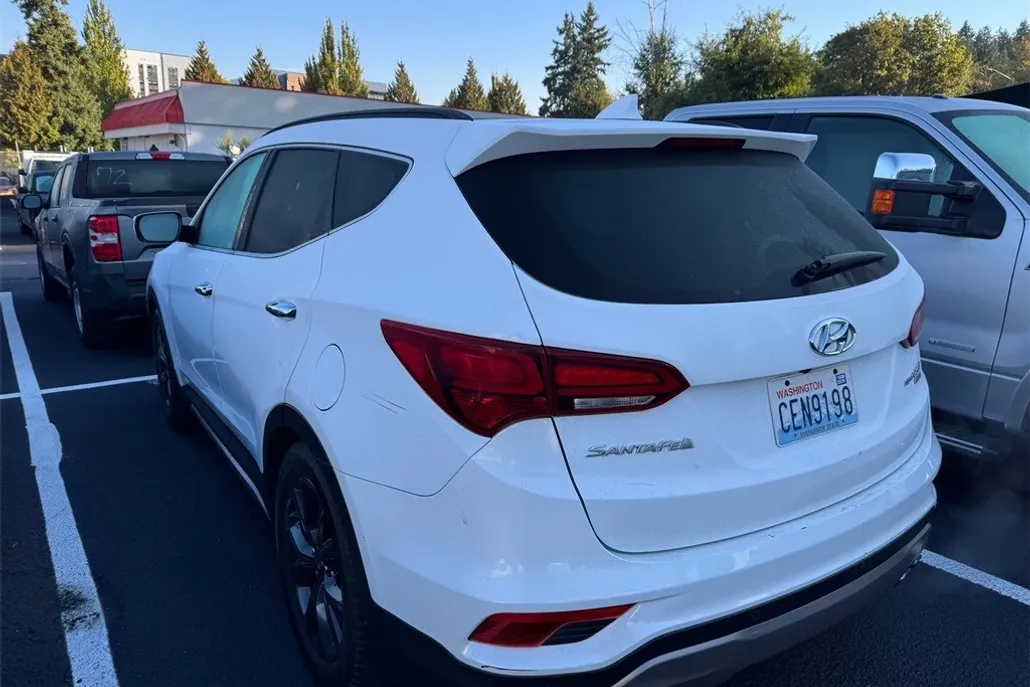 2017 Hyundai Santa Fe Sport 2.0T Ultimate photo 1