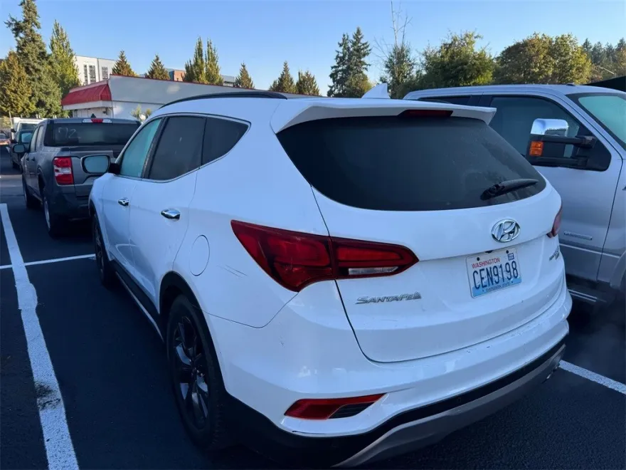 2017 Hyundai Santa Fe Sport 2.0T Ultimate photo 1