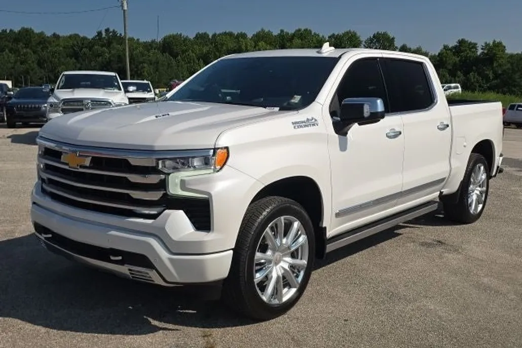 2025 Chevrolet Silverado 1500 High Country photo 1