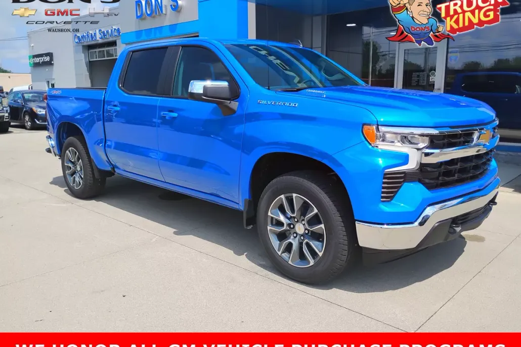 2026 Chevrolet Silverado 1500 LT photo 1