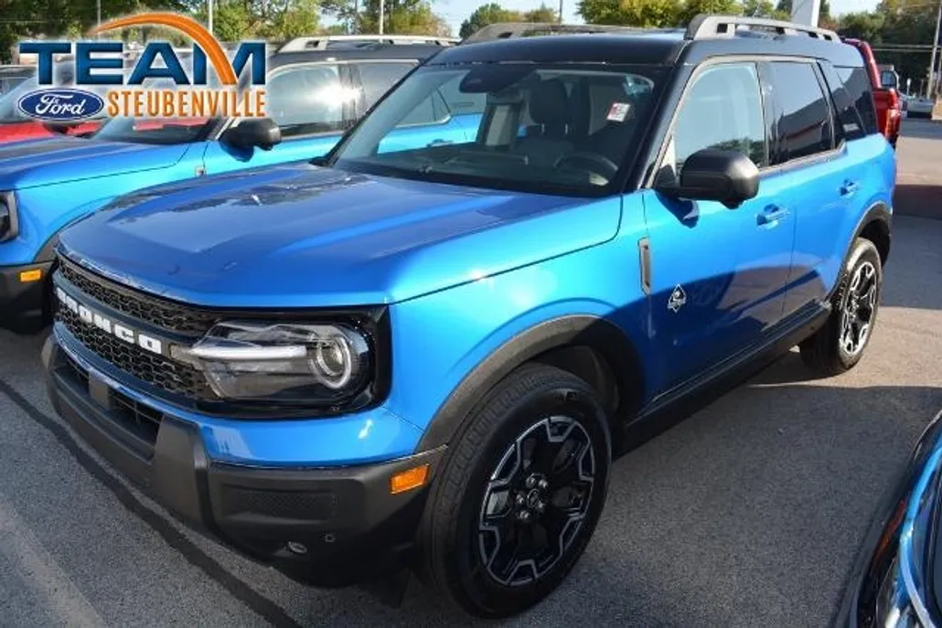 2025 Ford Bronco Sport Outer Banks photo 1