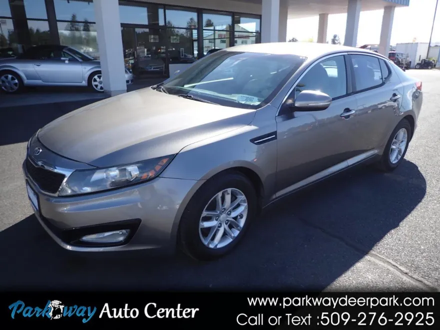 2013 Kia Optima LX photo 1