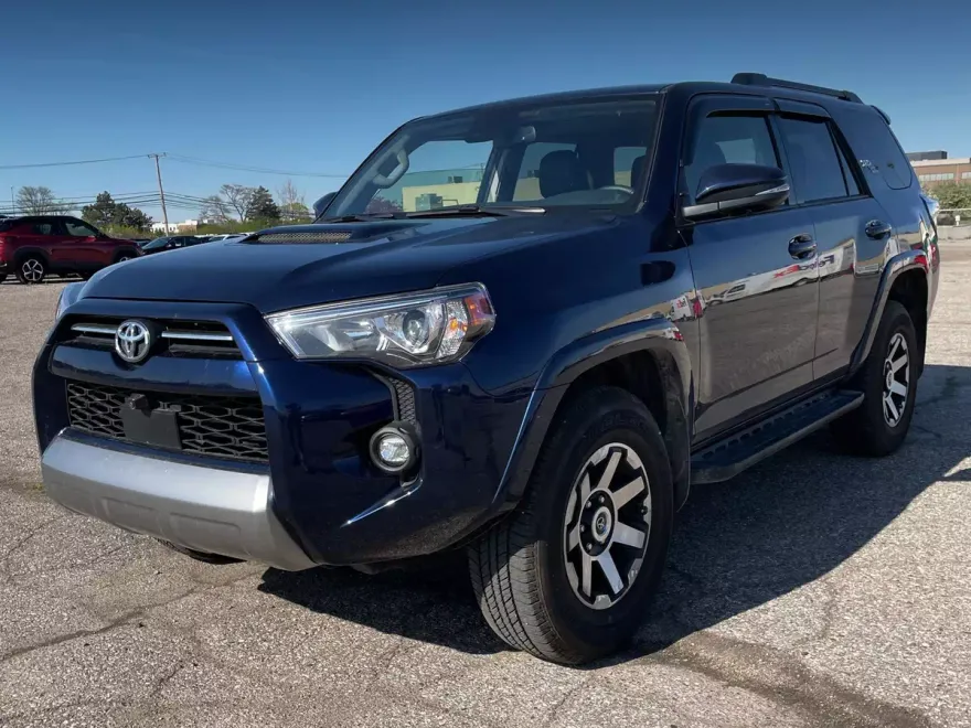 2023 Toyota 4Runner TRD Off-Road Premium photo 1