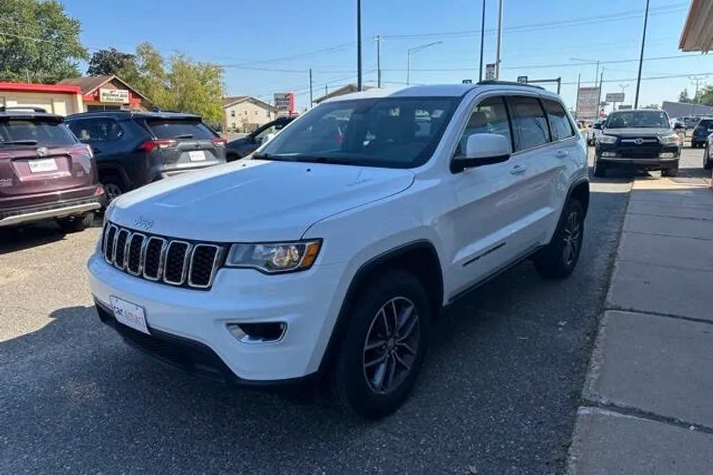 2018 Jeep Grand Cherokee Laredo E photo 1