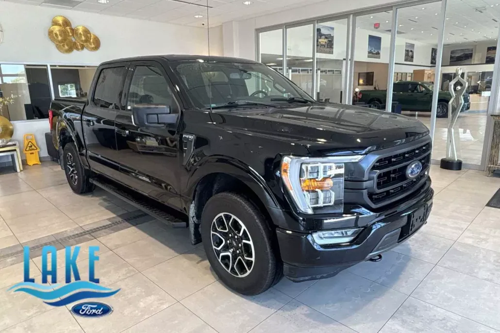 2021 Ford F-150 XLT photo 1
