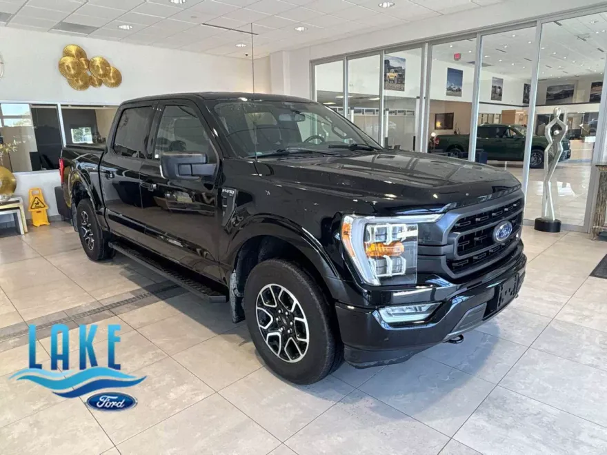 2021 Ford F-150 XLT photo 1