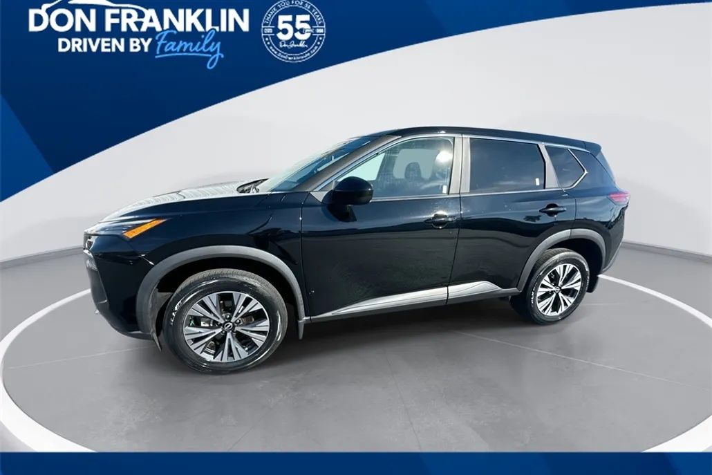 2023 Nissan Rogue SV photo 1