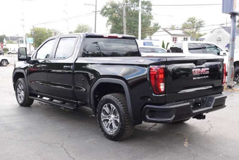 2023 Gmc Sierra 1500 Pro photo 1