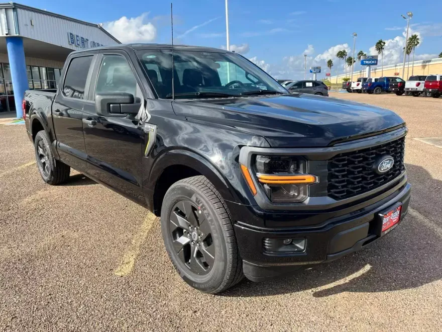 2025 Ford F-150 STX photo 1