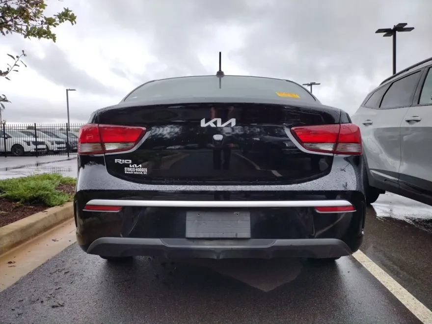 2023 Kia Rio LX S photo 1