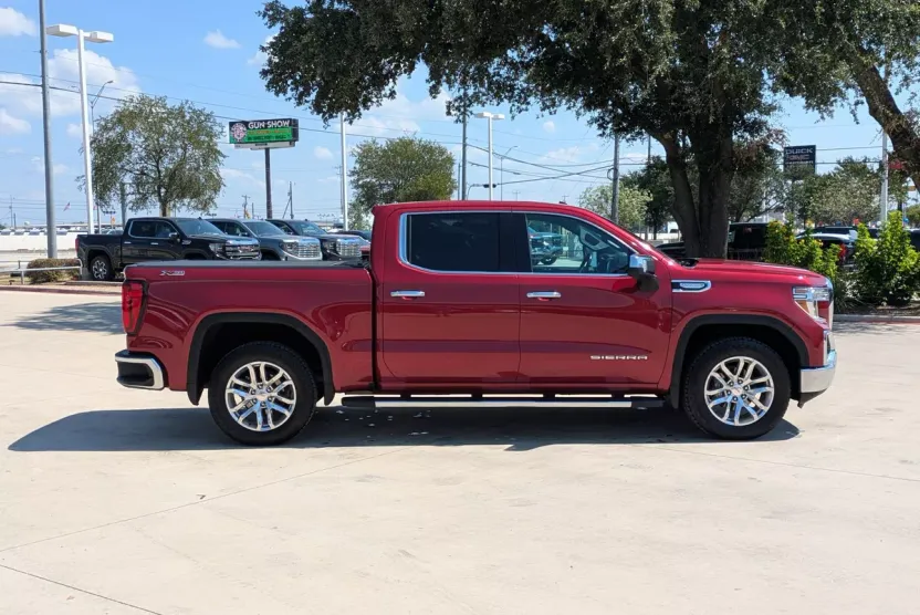 2019 Gmc Sierra 1500 SLT photo 1