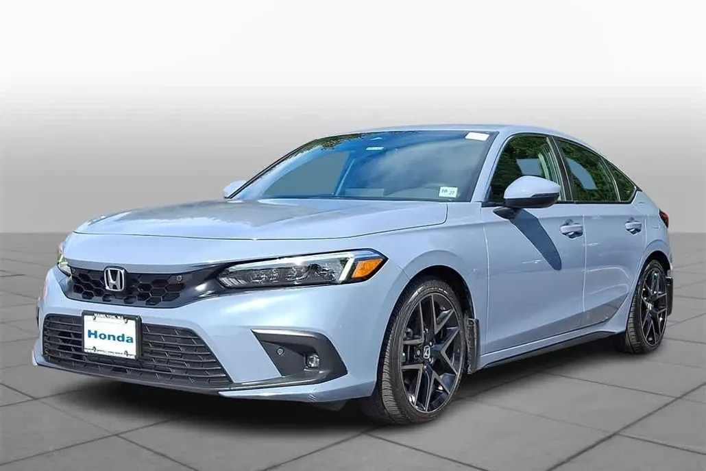 2022 Honda Civic Hatchback Sport Touring photo 1