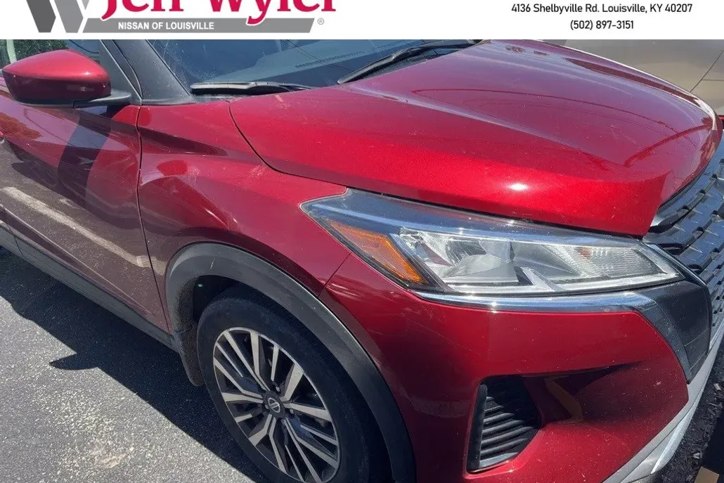 2021 Nissan Kicks SV photo 1