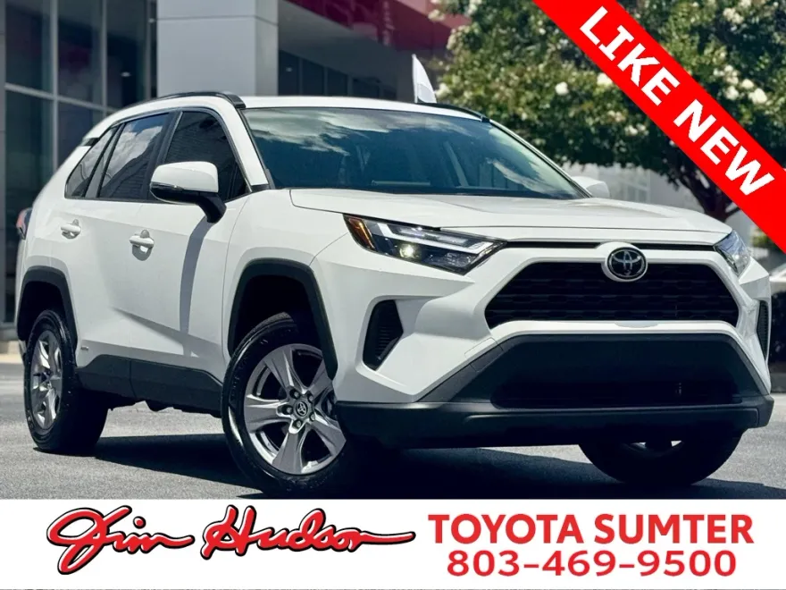 2025 Toyota RAV4 Hybrid XLE photo 1