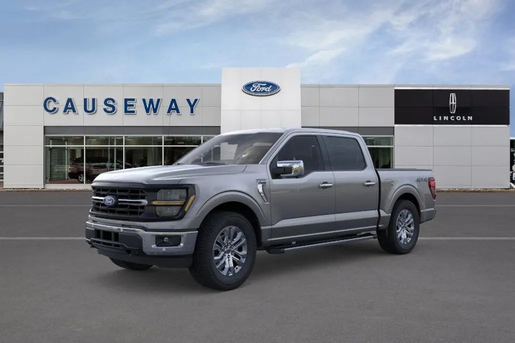 2025 Ford F-150 XLT photo 1